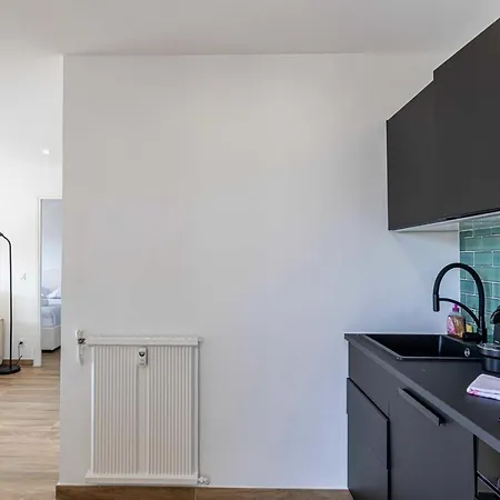 Sublime Renovated - 4p1br - Terrace Apartment *